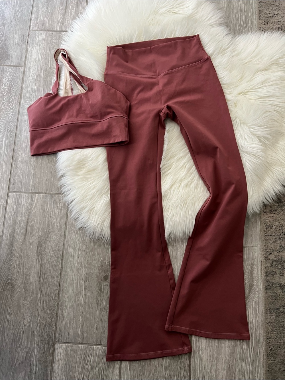 Women's High-Waist Flare Leg Active Pants in Deep Brick Set